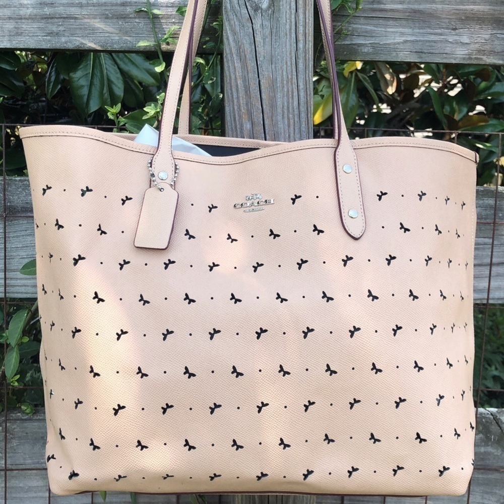 59345 Coach Butterfly Beechwood Beige Tote Bag - Picture 6 of 6